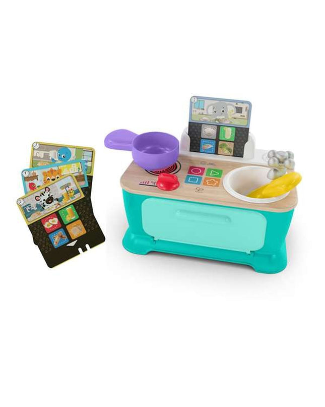 Hape speelgoedkeuken with colorful play utensils and accessories for imaginative cooking pretend play.