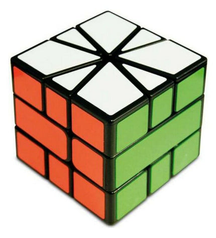 Cayro Guanlong SQ-1 Cube board game with colorful pieces and game board for strategic gameplay and family fun.