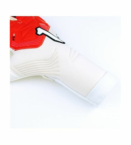 Red Rinat Keeperhandschoenen Nkam Prime for adults, designed for soccer goalkeeping and outdoor sports.