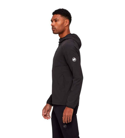 Black Mammut Madris Light men's sport jacket for outdoor activities, suitable for hiking and camping.