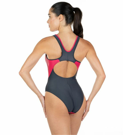 Gray women's swimwear by Aquarapid, sporty damesbadpak designed for watersport activities, shown on model.