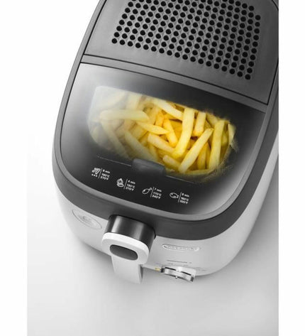 DeLonghi frituurmachine for home cooking, compact electric kitchen appliance with stainless steel finish and control panel.