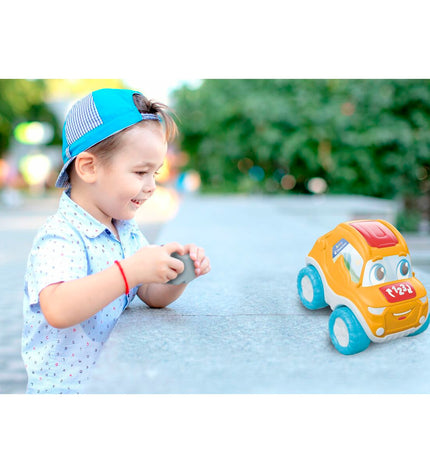 Clementoni police car toy with remote control, detailed design, suitable for children, part of speelgoed en games voertuigen collection.