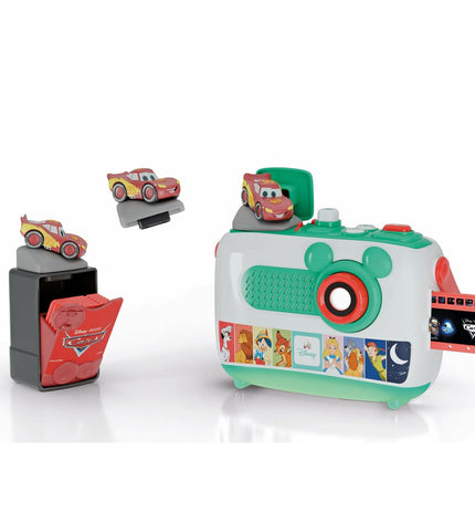 Clementoni muziek speelgoed voor baby's, kleurrijk en educatief speelgoed voor jonge kinderen, met diverse knoppen en vrolijke vormen.