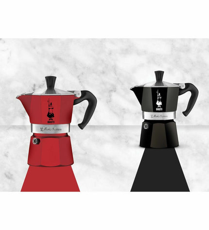 Black Bialetti Moka Express Italian coffee pot in aluminum, 200 ml, ideal for brewing rich espresso at home.