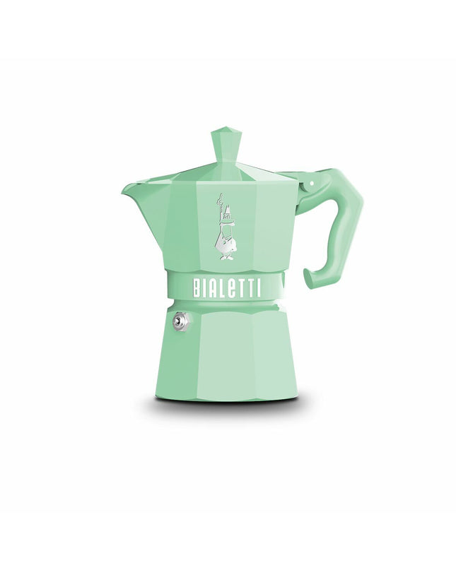 Bialetti Moka Exclusive green aluminum coffee pot with 6 cups, ideal for brewing Italian espresso at home.