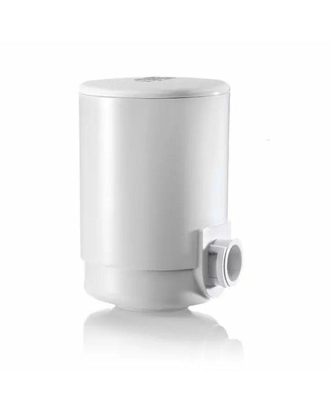 Outdoor garden decoration featuring a LAICA R20A water filter unit with a modern design, suitable for outdoor use.