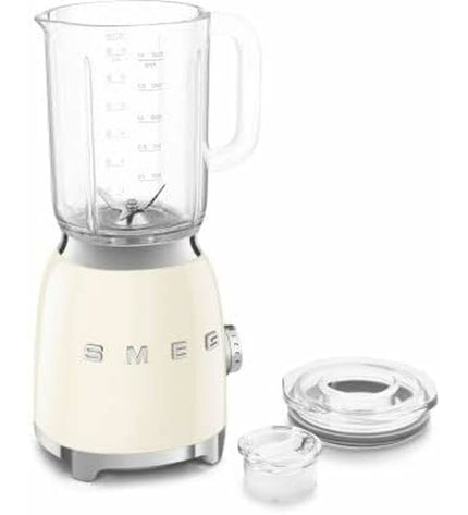 Smeg BLF03CREU crème 800W compact hand mixer with 1.5L mixing bowl, ideal for home cooking and baking.