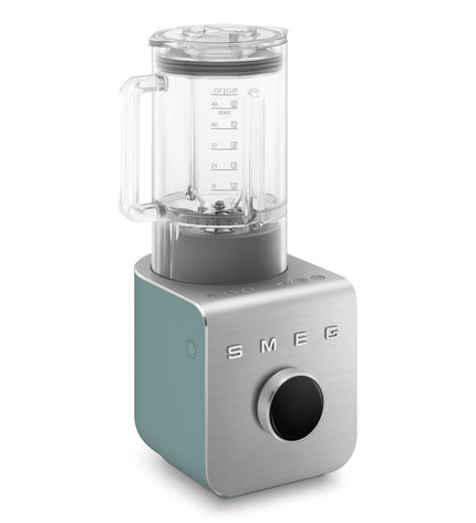 Smeg BLC02EGMEU green aluminum 1400W kitchen mixer with 1.5L capacity, small electric appliance for home cooking.