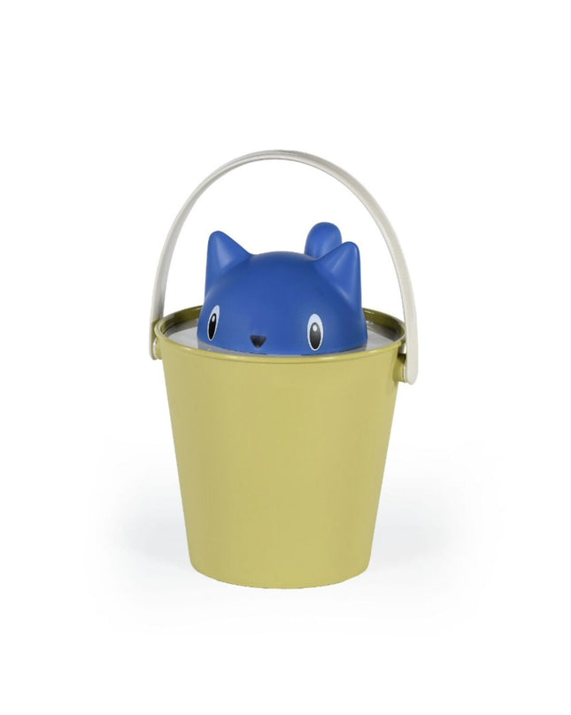 Blue United Pets 2kg cat food jerrycan for storing animal feed, designed for pet cats and durable for everyday use.