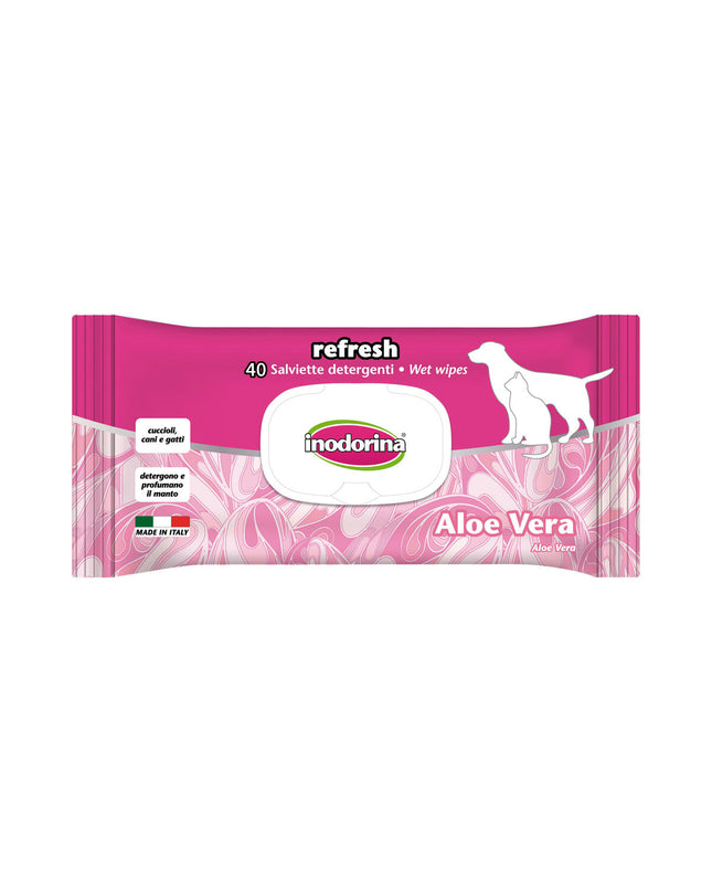 Inodorina Refresh Aloe Vera pet wipes for dogs, moist cleaning cloths with aloe vera for pet hygiene, shown in the image.