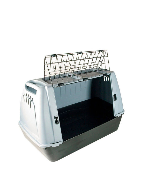 Nayeco Bracco 100 cat carrier with durable plastic construction and ventilation holes, suitable for pet transportation.