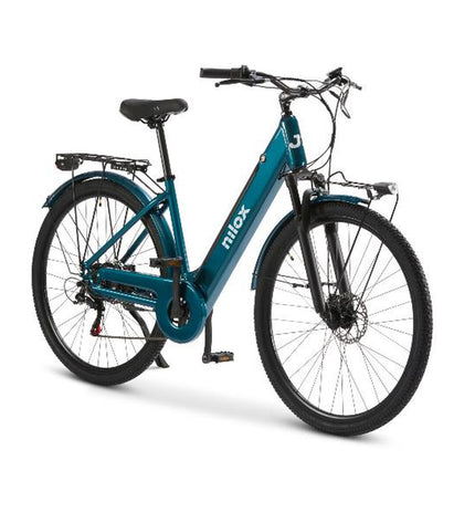 Nilox J7 electric bike in green with 28-inch wheels and 250W motor, designed for sport and outdoor cycling.