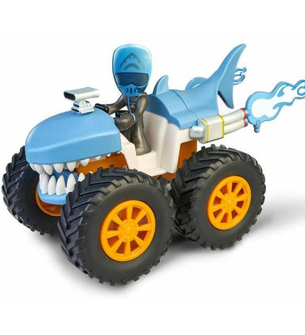 Famosa Quad Famosa Swap Riders action figures with colorful outfits and detailed accessories, positioned for play.