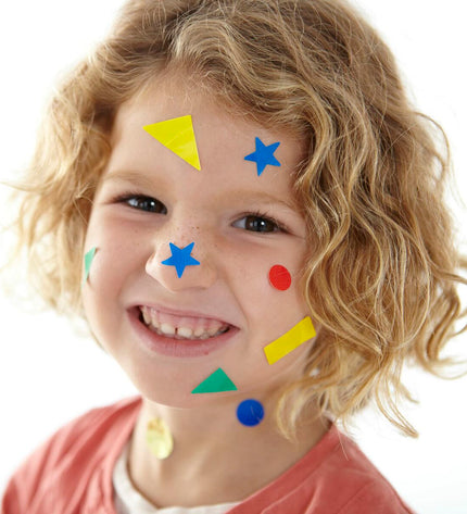Blue circular Apli stickers, ideal for creative activities and toy or game projects.