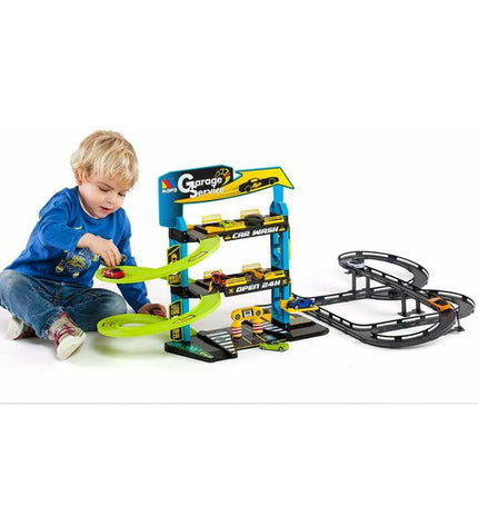 Moltó speelgoed parkeergarage with multiple vehicles, featuring a detailed multi-level play structure and colorful cars.