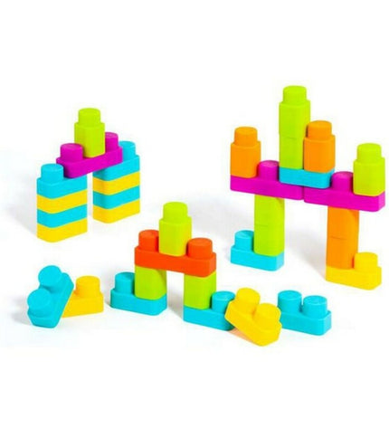 Moltó 21450 building block playset with 30 colorful construction pieces for creative play and toy building activities.