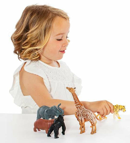 Set of six Moltó plastic wild animal toys featuring colorful, detailed figures for play and collection.