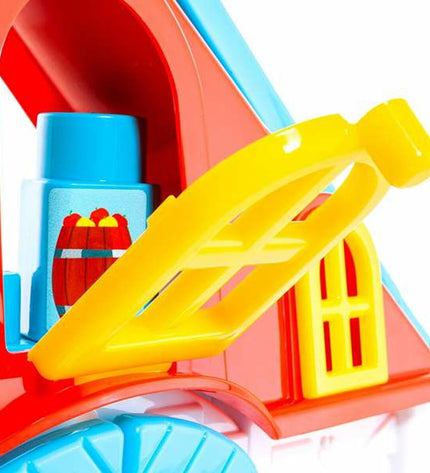 Moltó Playset Geluid Boerderij with 38 pieces, toy farm scene including animals, figures, and farm accessories.