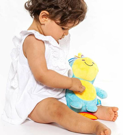 Soft plush Gusyluz musical stuffed animal by Moltó, 24 cm, featuring a cuddly design for children.
