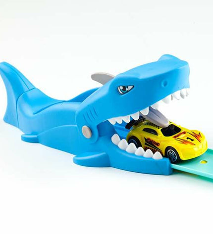 Moltó Racebaan Haai toy set with 17 vehicle pieces, 107 cm long, featuring colorful shark design for kids' play and racing fun.