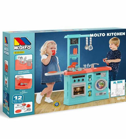 Moltó toy kitchen playset with stove, sink, and countertop, measuring 82 x 56 x 28 cm for imaginative cooking games.