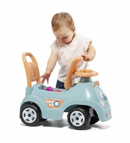 Moltó Driewieler toy bike for children, featuring colorful design and sturdy plastic wheels for outdoor play.