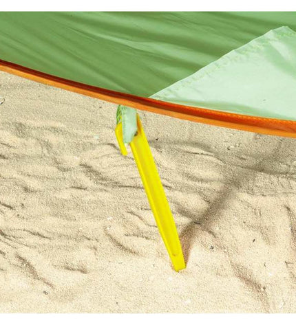 Molto kinderstrandtent with built-in pierenbad for outdoor fun, suitable for camping and outdoor activities.