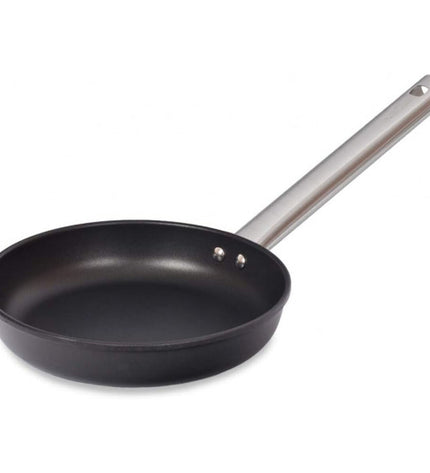 Valira 4431/25 non-stick frying pan with 24 cm diameter, kitchen cookware, suitable for home cooking and versatile kitchen use.