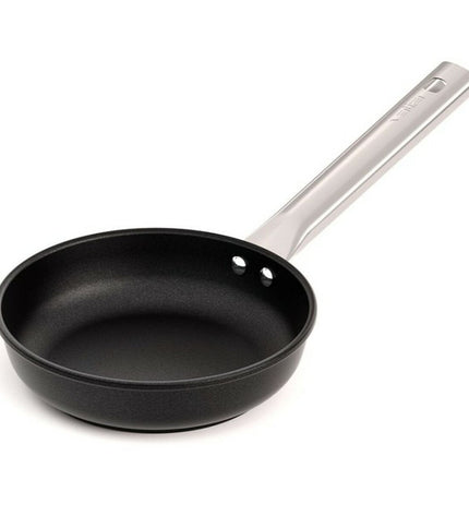 Valira Pan Valira 4434/25, 30 cm diameter, kitchen cookware with non-stick surface, suitable for home cooking.