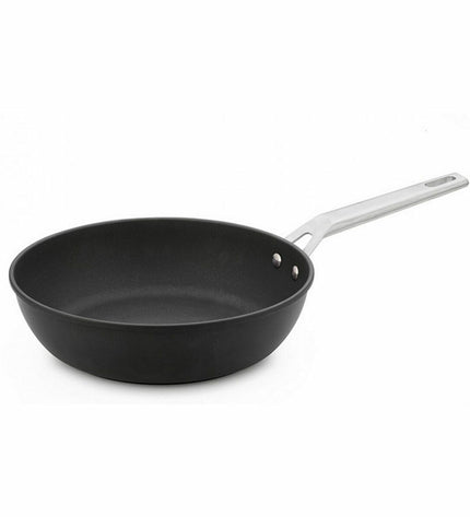 Valira Pan 4667/25 in black and silver metal, made of stainless steel and aluminum, for kitchen and cooking use.