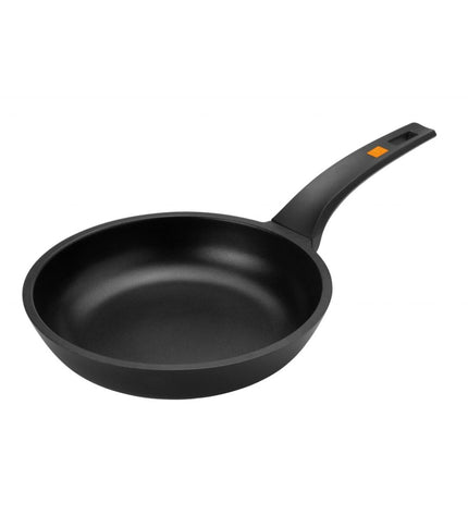 Black BRA Efficient 28cm aluminum pan, ideal for cooking and houseware, with sturdy metal construction and ergonomic handle.