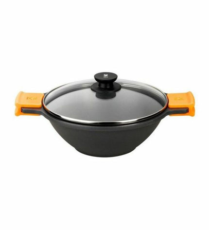 BRA Pan Braisogona in zwart en oranje, aluminium cookware with metal handle, 24 cm and 28 cm diameter for kitchen use.