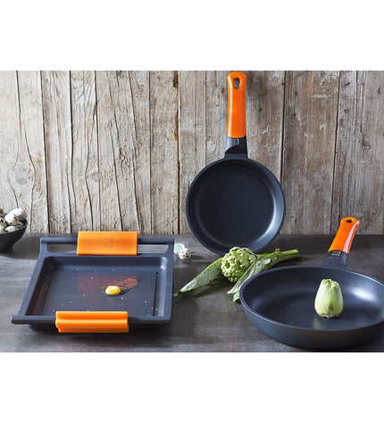 Black and orange BRA aluminium pan with a 20 cm diameter, suitable for household cooking and kitchen use.