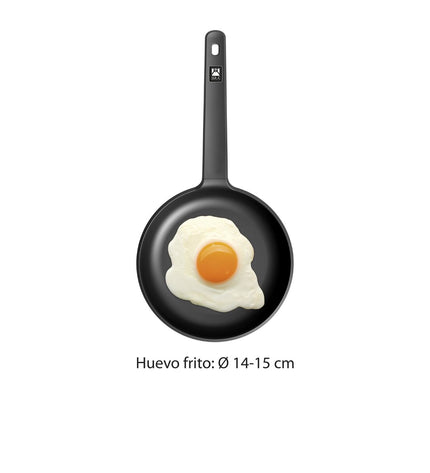 Black and orange BRA aluminium pan with a 20 cm diameter, suitable for cooking and kitchen use.