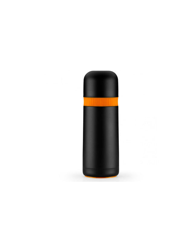 Black BRA Thermos BRA Bra Efficient 0.8L for outdoor and camping, showing the sleek, compact design with lid and brand logo.