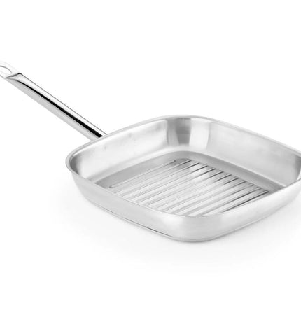 Stainless steel pan BRA A121630 with 28 cm diameter, suitable for household cooking and kitchen use.