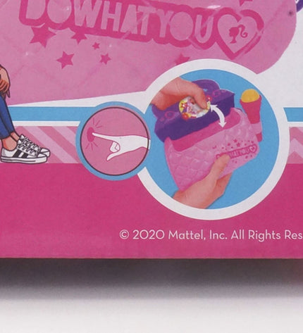 Pink Barbie Karaoke Handtas toy, electronic playset from Barbie featuring fun karaoke and game elements for kids.