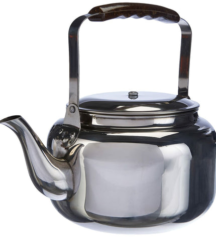 Ibili Pava silver coffee maker in stainless steel with 2.75L capacity, suitable for brewing coffee and tea in the kitchen.