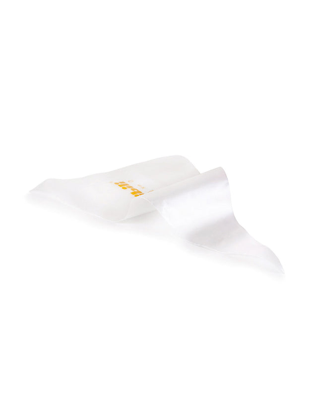 Ibili white piping bag for baking and home kitchen use, with a textured surface and tapered tip for decorating baked goods.