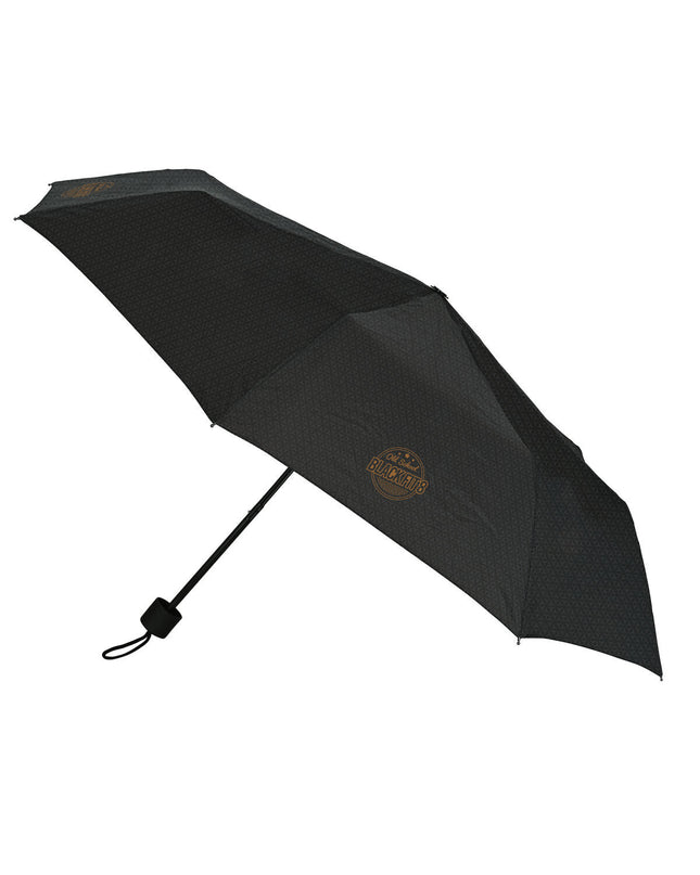 BlackFit8 foldable umbrella in black and gray with a 98 cm diameter, shown open with compact design for luggage use.