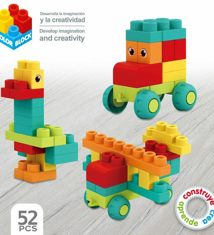Color Block Bouwspel toy with colorful interlocking blocks for creative building fun.