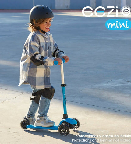 Colorbaby blue polyurethane aluminum scooter for urban mobility and outdoor sports, featuring a sturdy design and vibrant color.