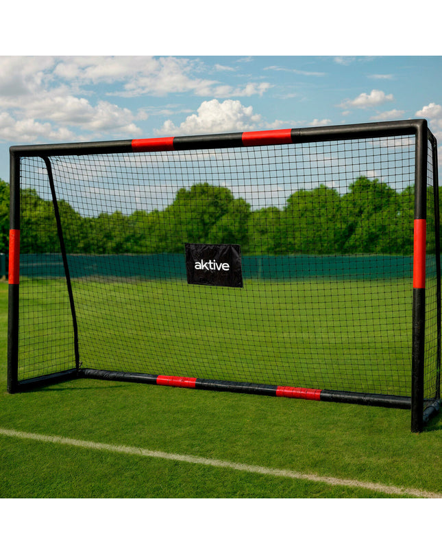Aktive voetbaldoel voor sport en outdoor gebruik, verstelbare frame en net voor voetbaltraining en wedstrijden.