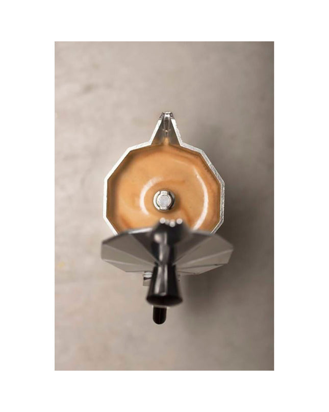 Oroley Italiaanse koffiemok in aluminium, huis en koken, met handvat en deksel, voor traditionele Italiaanse koffiezet.