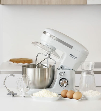 Blue Taurus MIXING CHEF1000 blender and dough mixer with 1000W power and 4L bowl for home cooking and baking.