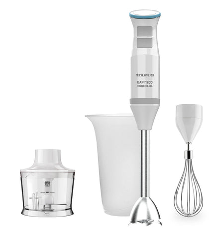 Taurus BAPI 1200 PURE PL hand blender with 1200W power, shown with blending attachment for kitchen use.