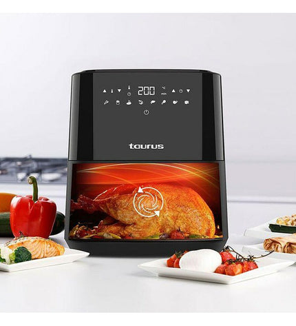 Taurus Luchtfriteuse 973994000 for healthy frying, compact electric kitchen appliance with digital control panel.