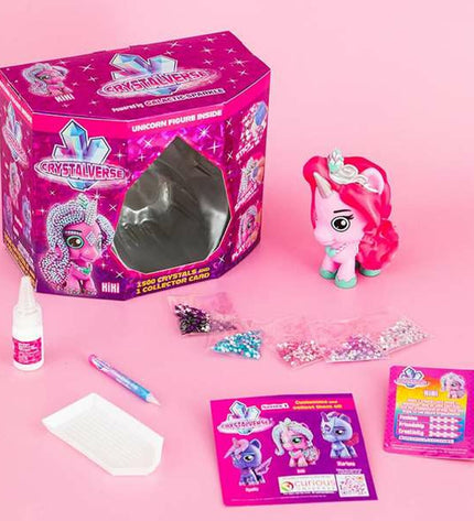 Bandai educatief speelgoed en spelletjes, kleurrijk en interactief inclusief speelaccessoires en game onderdelen.
