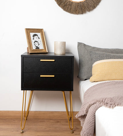 Vinthera Nachtkastje Moa in zwart plastic, 40x30x60 cm, modern bedside table with clean lines and compact design.